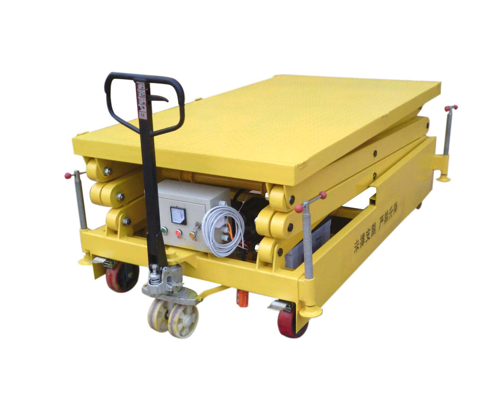 山西李經(jīng)理定制的移動(dòng)剪叉升降平臺